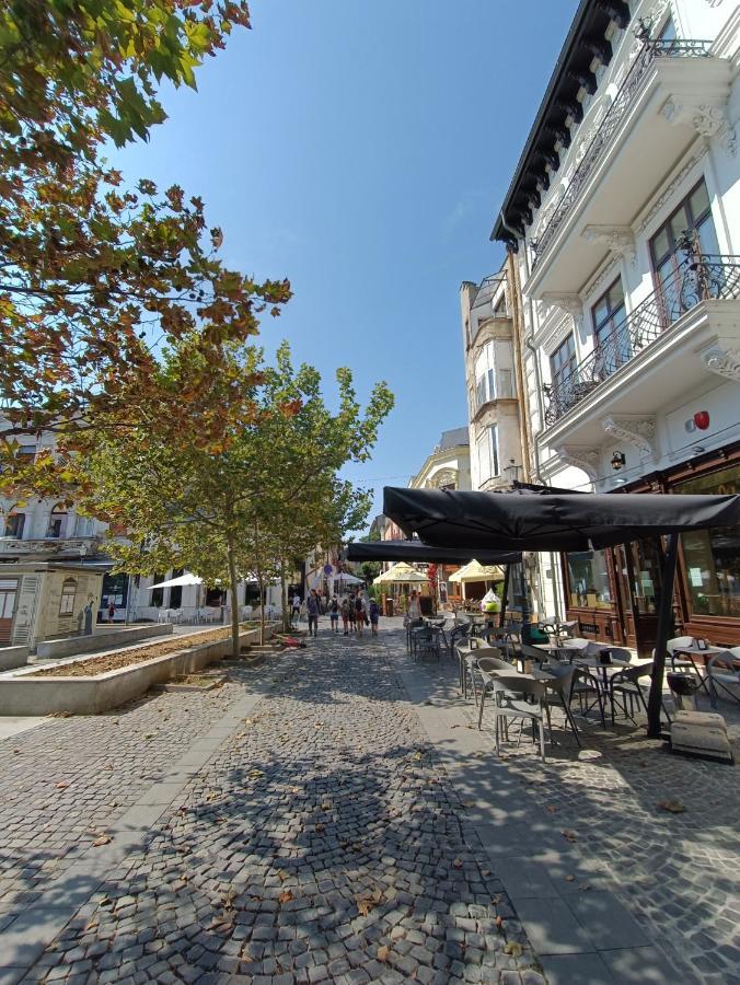 Old Town Within Leilighet Bucureşti Eksteriør bilde